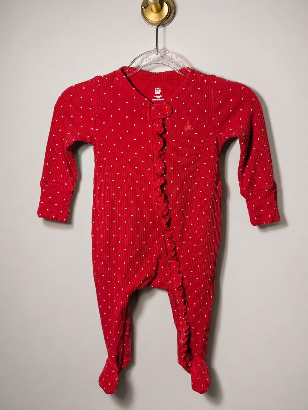 NWOT: BabyGap Tiny Ribbed Ruffle Footed Onesie | Size: 3-6 months